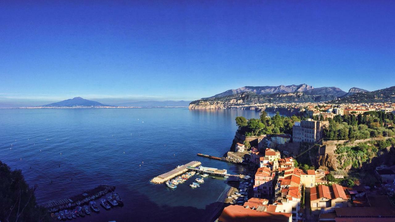 Maison Rossella In The Heart Of Sorrento Exterior photo
